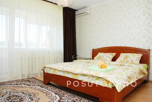 We rent an apartment in the center, Kyiv - apartment by the day