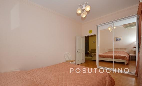 3 BR. apartments in the center of Moscow, Moscow - apartment by the day