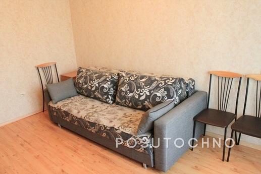 Odnakomnatnaya apartment on the day. 10 minutes from the met