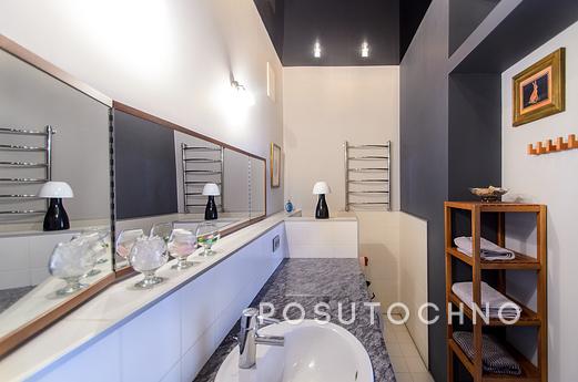 With views of the Kremlin about Riviera., Kazan - apartment by the day
