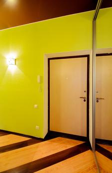Cozy apartment opposite the Kazan Arena, Казань - квартира подобово