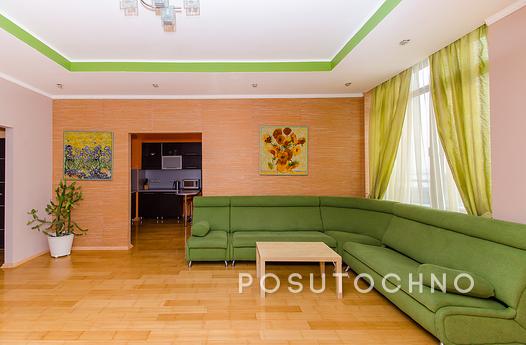 Apartment with good views of the Kremlin, Казань - квартира подобово