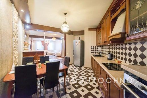 The apartment euro renovation (Jacuzzi), Kazan - apartment by the day