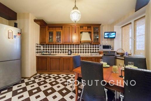 The apartment euro renovation (Jacuzzi), Kazan - apartment by the day