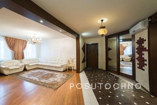 The apartment euro renovation (Jacuzzi), Kazan - apartment by the day