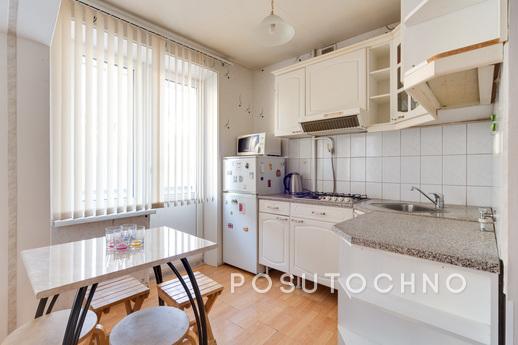 2 bedroom apartment for rent, Москва - квартира подобово