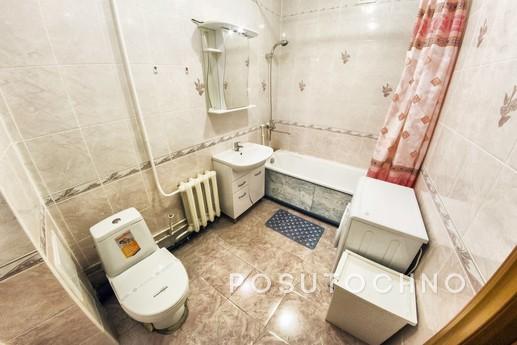 Bedroom Apartment, 140 azheva, Ufa - apartment by the day