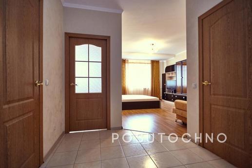 Modern 1-bedroom apartment, Краснодар - квартира подобово
