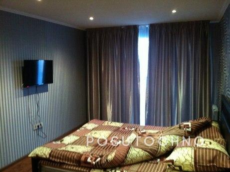 renovated apartment in the center, Sievierodonetsk - apartment by the day