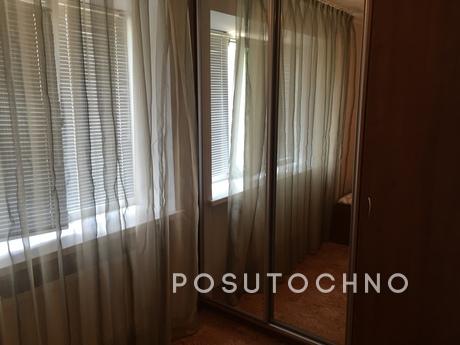 2 bedroom apartment renovated, WI-FI, Sievierodonetsk - apartment by the day