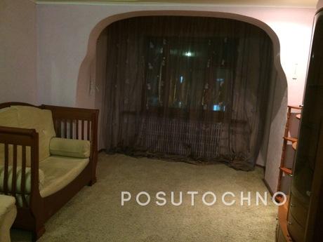 Rent 2 bedroom apartment, Kharkiv - apartment by the day