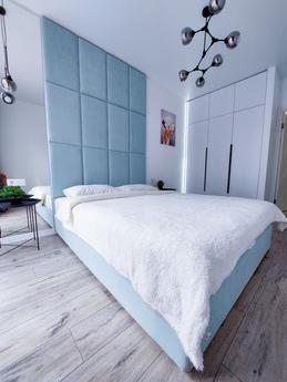 AVALON Novobudova in the near center, Lviv - apartment by the day