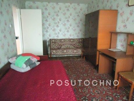 The apartment is in the area of ​​aircra, Казань - квартира подобово