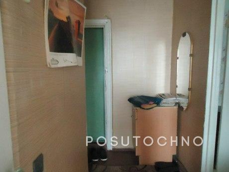 The apartment is in the area of ​​aircra, Казань - квартира подобово