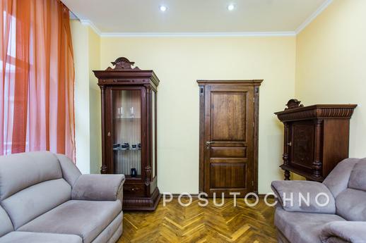 Avangard on Qn. Romana* St.26 Apart, Lviv - apartment by the day