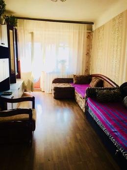 Room for 1-8 guests. Avenue. Mistress, Chernivtsi - apartment by the day