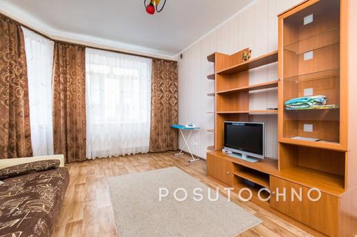 One bedroom apartment in the heart, Kazan - apartment by the day