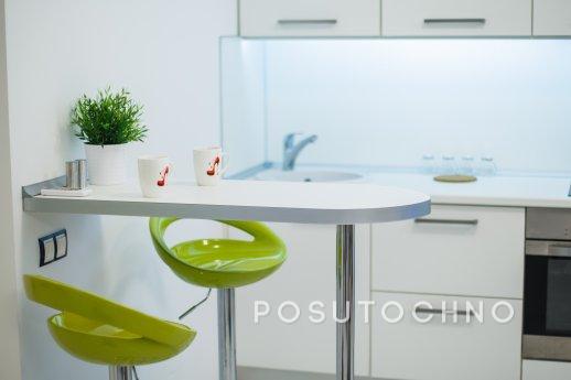 Photos of 100% ... not clean smoky apartment renovated, surr