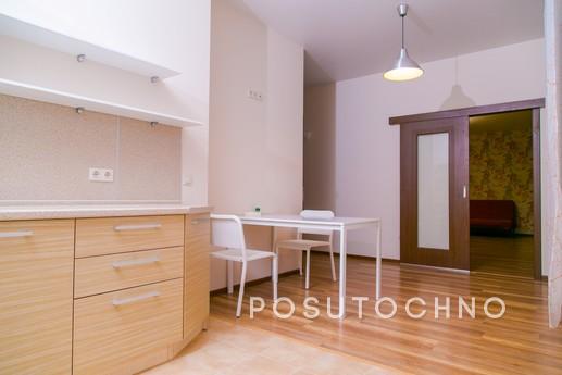 Clean, comfortable one-bedroom apartment, Казань - квартира подобово
