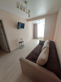 I rent Sumi's apartment every day, Sumy - apartment by the day