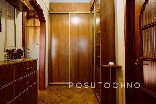 Two bedroom apartment in the center, Ростов-на-Дону - квартира подобово