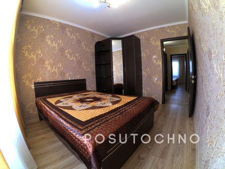 3 bedroom apartment with a repair, Казань - квартира подобово