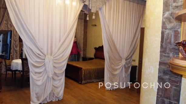 Luxury apartment with view to City Hall, Lviv - apartment by the day