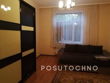 2 комнатный люкс, Черновцы - квартира посуточно