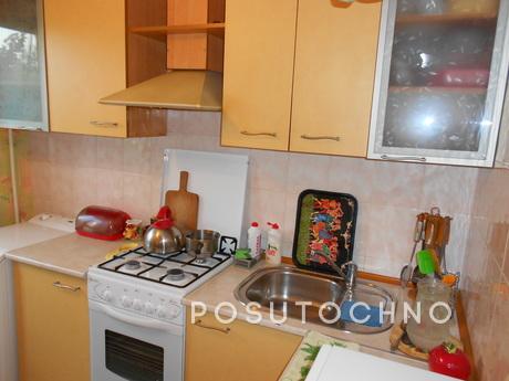 2 bedroom holiday apartment near the sea, Chernomorsk (Illichivsk) - apartment by the day