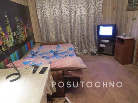 2 bedroom apartment for rent, Москва - квартира подобово