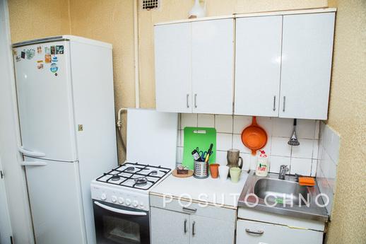 Bright and warm 2-bedroom apartment, Москва - квартира подобово