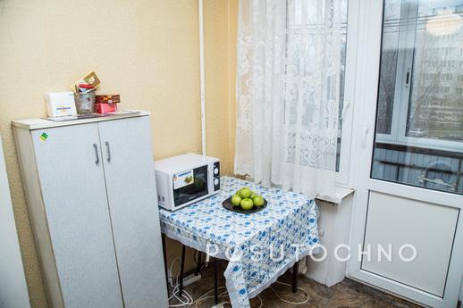 Bright and warm 2-bedroom apartment, Москва - квартира подобово