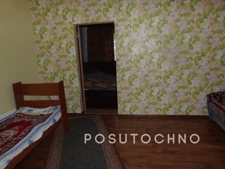 offered accommodation by the sea, Yeysk - apartment by the day