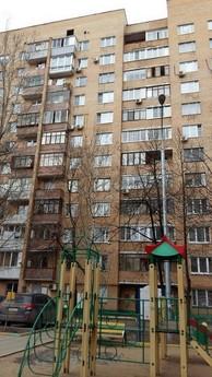 'Beds' in a spacious apartment, Moscow - apartment by the day