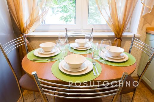 1 bedroom apartment Novolesnaya street, Moscow - apartment by the day