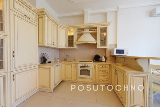 3-bedroom apartment, 'Provence', Odessa - apartment by the day