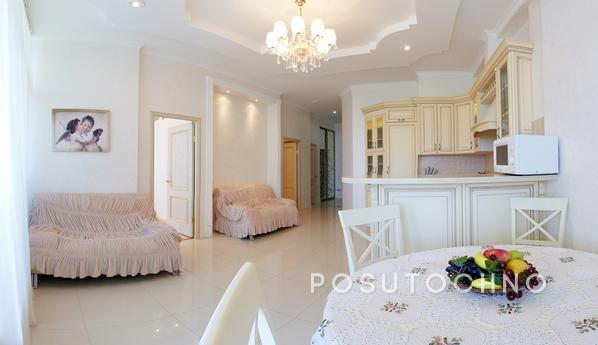 3-bedroom apartment, 'Provence', Odessa - apartment by the day