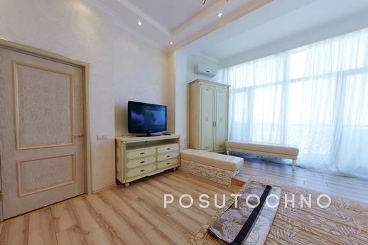 3-bedroom apartment, 'Provence', Odessa - apartment by the day