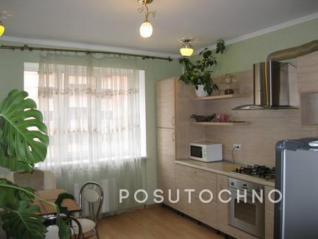 Rent 1-bedroom apartment, Chernomorsk (Illichivsk) - apartment by the day