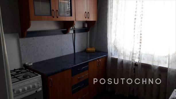 own 2-bedroom apartment with sea view, Chernomorsk (Illichivsk) - apartment by the day