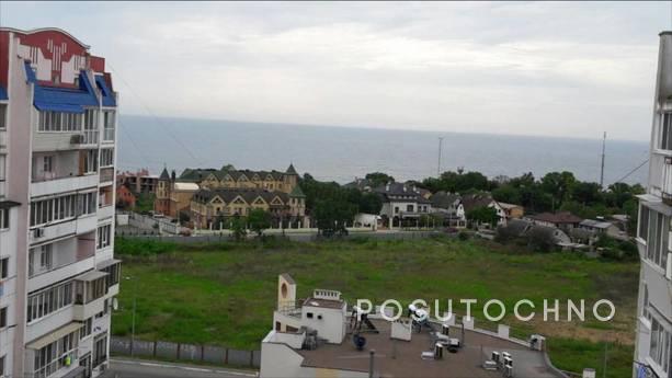 own 2-bedroom apartment with sea view, Chernomorsk (Illichivsk) - apartment by the day