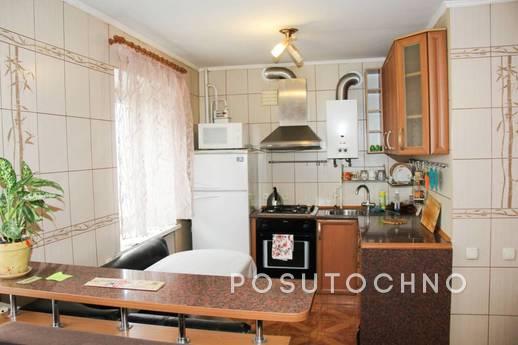 2 bedroom apartment for rent, Vinnytsia - apartment by the day
