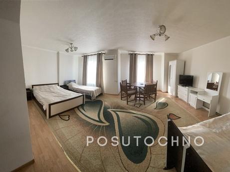 Rooms with all facilities in the E-mini hotel at 2-3-4 cholo