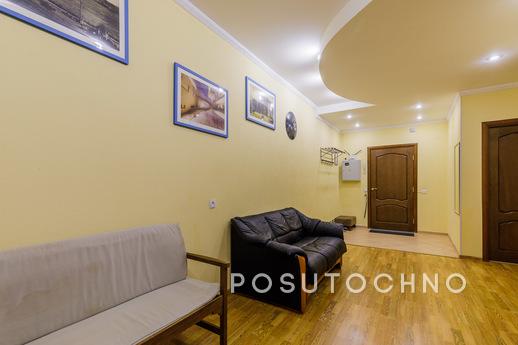 Two bedrooms apartments for rent, Saint Petersburg - apartment by the day