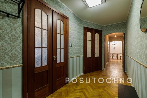 Daily rent 3-room apartment, Saint Petersburg - apartment by the day