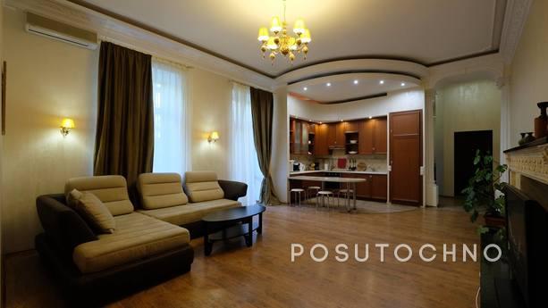 Luxury two-bedroom apartment with total area of ​​110 sq.m. 