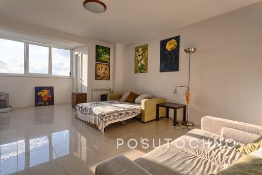 Apartment Indy. The nearest metro station Troparevo or South