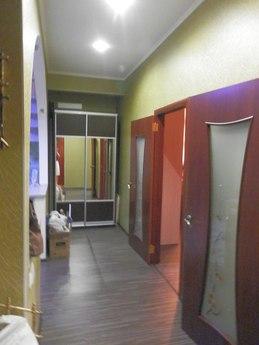 2-х ком-ва квартира в центрі, подобово, Одеса - квартира подобово