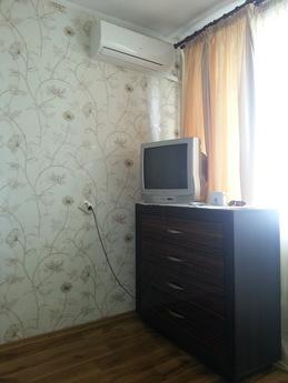 Its 1 bedroom near the sea, Park 10, Chernomorsk (Illichivsk) - apartment by the day