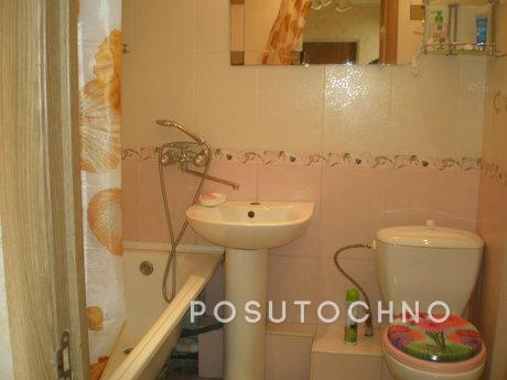 Apartment for rent with a sea view, Sevastopol - apartment by the day